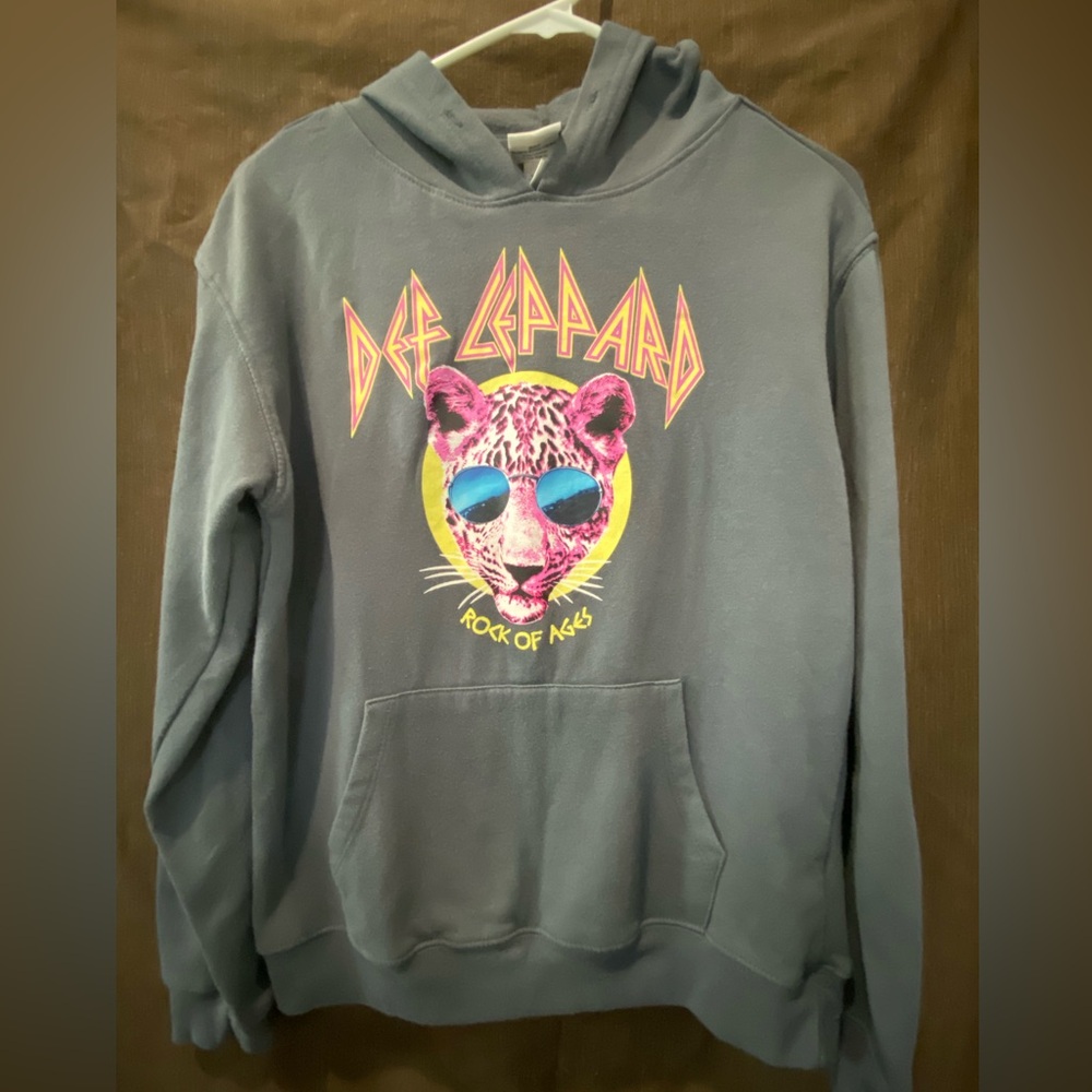 Def Leppard Dark Grey w/ screenprint hoodie, Women’s Small Missing Hoodie string